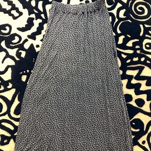 Floral maxi skirt w/ slit in the side "Blue/white"